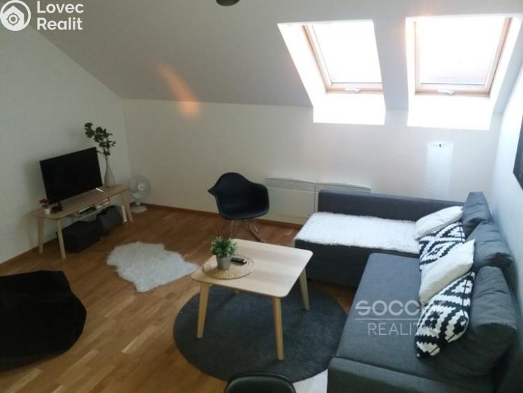 Pronájem bytu 2+KK Praha, Ježkova 741/16 č. 7