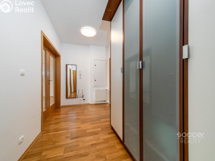 Pronájem bytu 2+KK Praha, Tibetská 806/2 č. 14