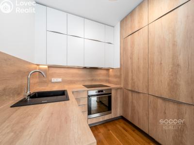 Pronájem bytu 2+KK Praha, Tibetská č. 4