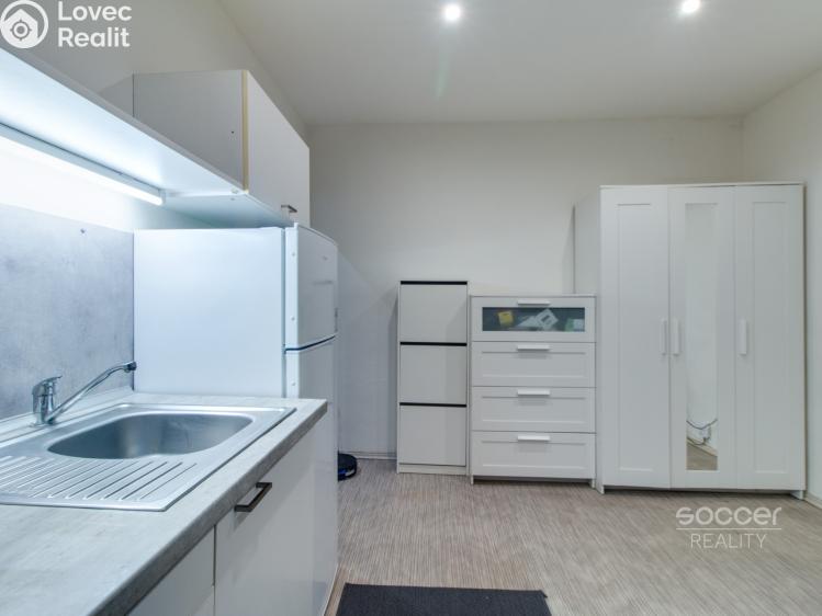 Prodej bytu 1+KK Praha, Zelenečská č. 1