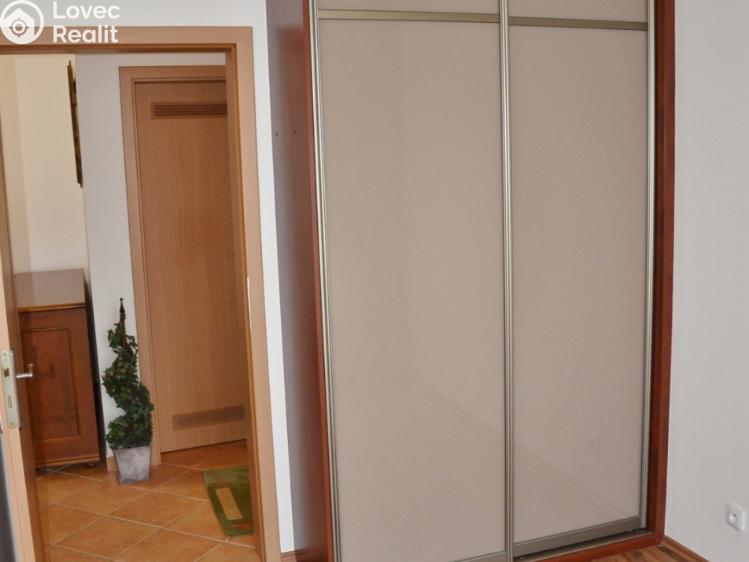 Pronájem bytu 3+KK Praha, Pod Haltýřem č. 5