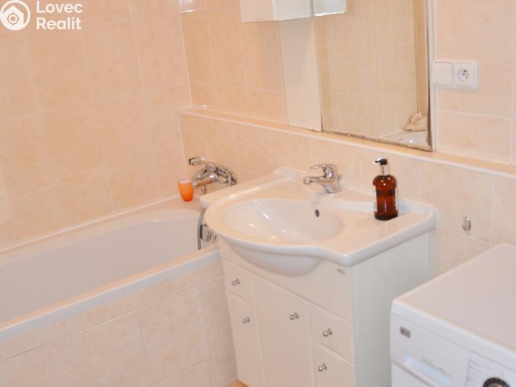 Pronájem bytu 3+KK Praha, Pod Haltýřem č. 7