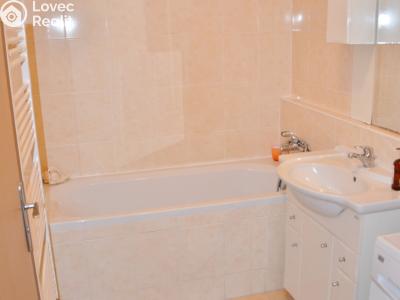 Pronájem bytu 3+KK Praha, Pod Haltýřem č. 8