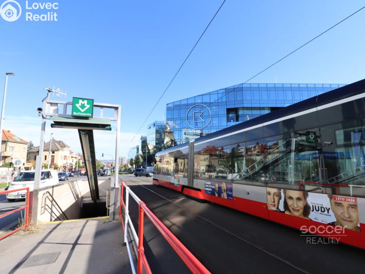 Pronájem bytu 1+KK Praha, Evropská 10/64 č. 6