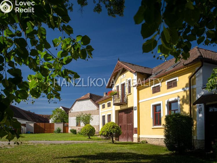 Prodej zemědělské usedlosti Pištín č. 1