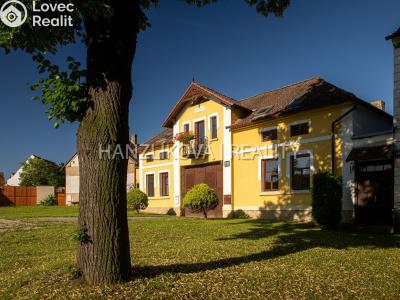 Prodej zemědělské usedlosti Pištín č. 17