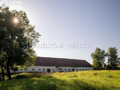 Prodej zemědělské usedlosti Pištín č. 24