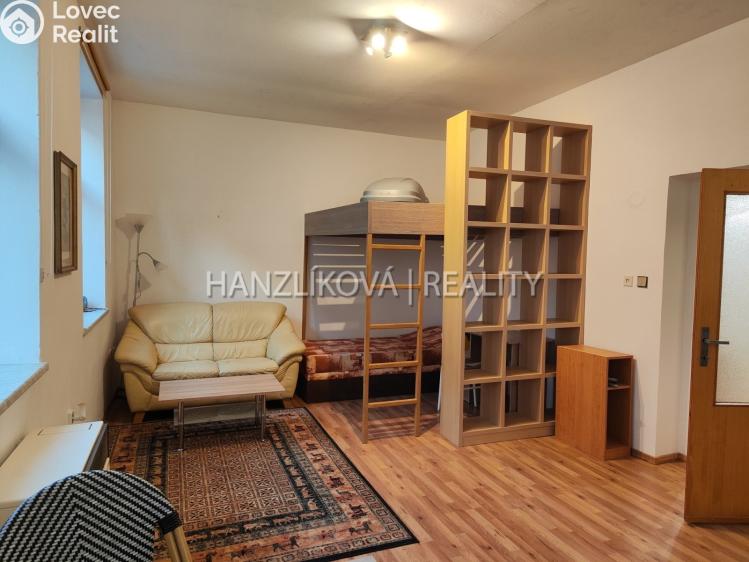 Pronájem bytu 1+KK České Budějovice, B. Smetany č. 1