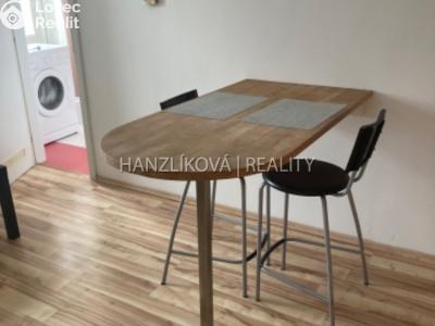 Pronájem bytu 1+KK České Budějovice, Lipenská č. 8