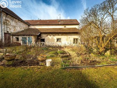 Prodej zemědělské usedlosti Branišov č. 12