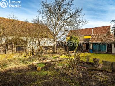 Prodej zemědělské usedlosti Branišov č. 14